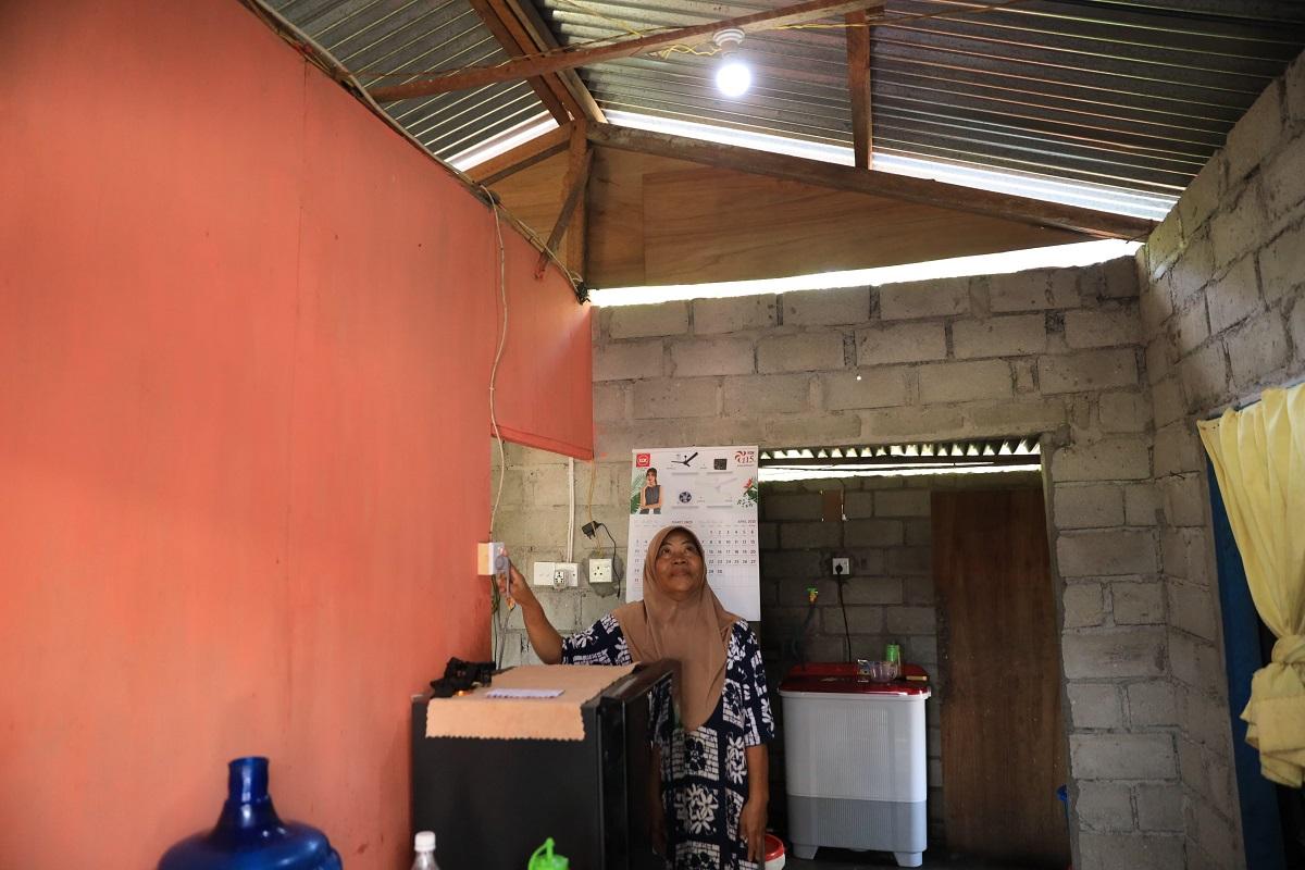 Pulau Terang: Listrik 24 Jam Ubah Nasib Warga!