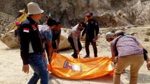 Tragedi Cirebon: Korban Tewas Longsor Tambang Tembus 10 Jiwa!