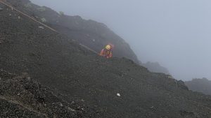 Pendaki Swiss Jatuh di Rinjani, Evakuasi Dramatis!