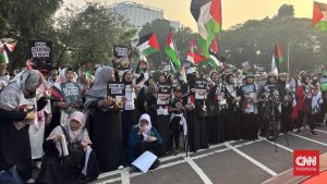 Israel Dikecam! Massa Geruduk Kedubes AS Bela Gaza