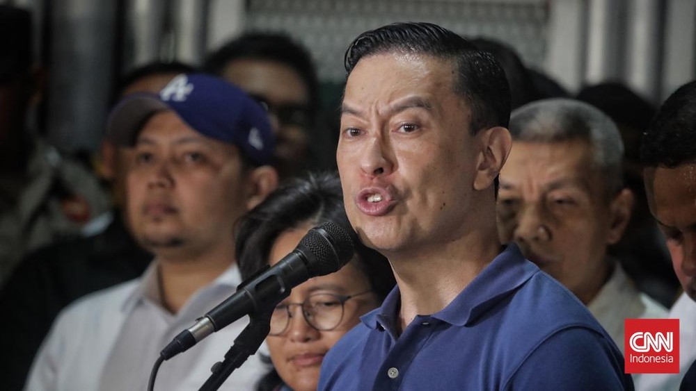 Tom Lembong Tak Gentar, Seret Hakim & Auditor ke Meja Hijau!