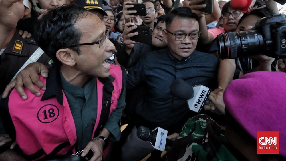 Sidang Perdana Nadiem Makarim: Kejutan di Balik Tirai Hukum? 1 Sidang Perdana Nadiem Makarim: Kejutan di Balik Tirai Hukum?