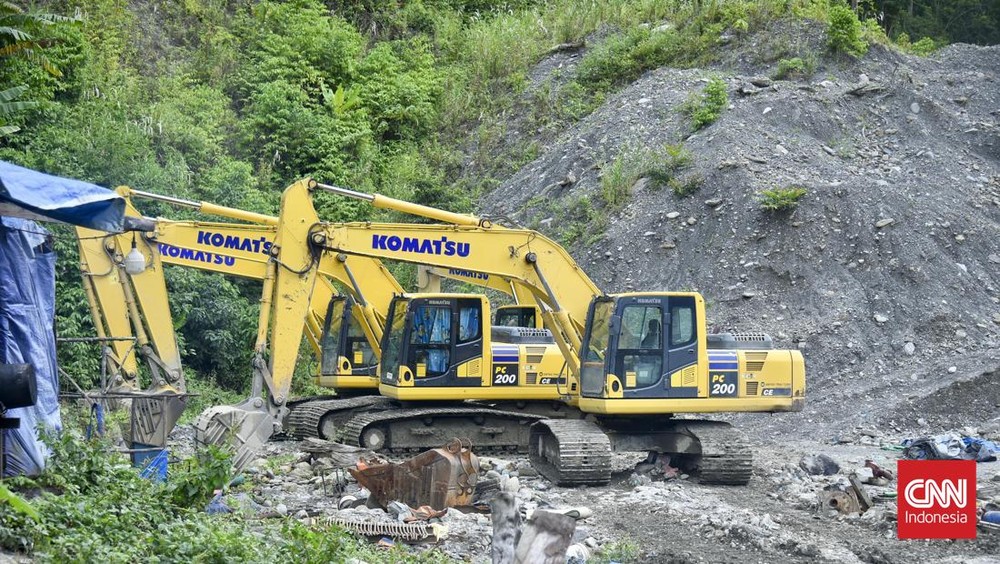 Bencana Tersembunyi di Jantung Papua: Tambang Ilegal yang Menggila! 1 Bencana Tersembunyi di Jantung Papua: Tambang Ilegal yang Menggila!