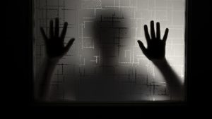 Pondok Gede Mencekam: Polisi Gadungan Sekap Warga, Harta Ludes!