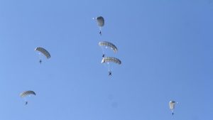 Tragedi Udara Pangandaran: Angin Maut Renggut 2 Nyawa!