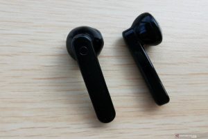 Lenterapos 13 TWS vs Kabel: Mana yang Jaga Telinga Anda Lebih Baik?