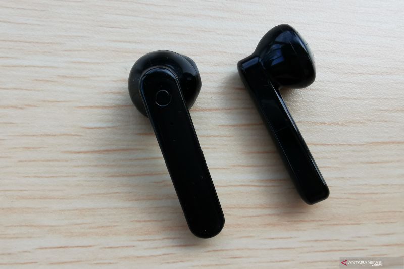 TWS vs Kabel: Mana yang Jaga Telinga Anda Lebih Baik?