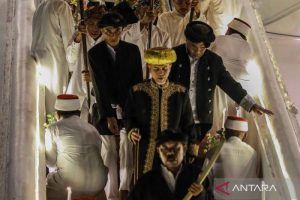 Ternate Gempar! Tradisi Kuno Sultan Sambut Lailatul Qadar