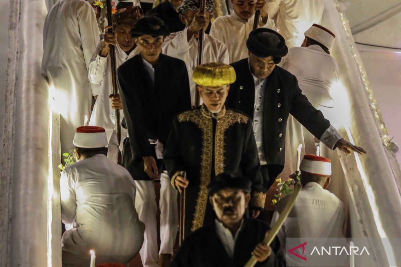 Ternate Gempar! Tradisi Kuno Sultan Sambut Lailatul Qadar