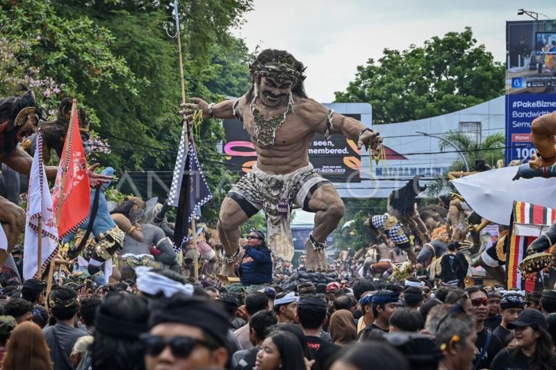 Mataram Ungkap Rahasia: Ogoh-ogoh, Harmoni, & Dua Momen Suci
