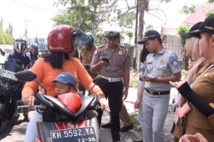 Lenterapos 26 Razia Pajak Kendaraan Gegerkan Palangka Raya