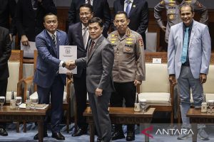 Skandal Hukum Guncang Indonesia Hari Ini