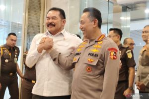 Kapolri Jamin Soliditas Polri Kejagung Abadi