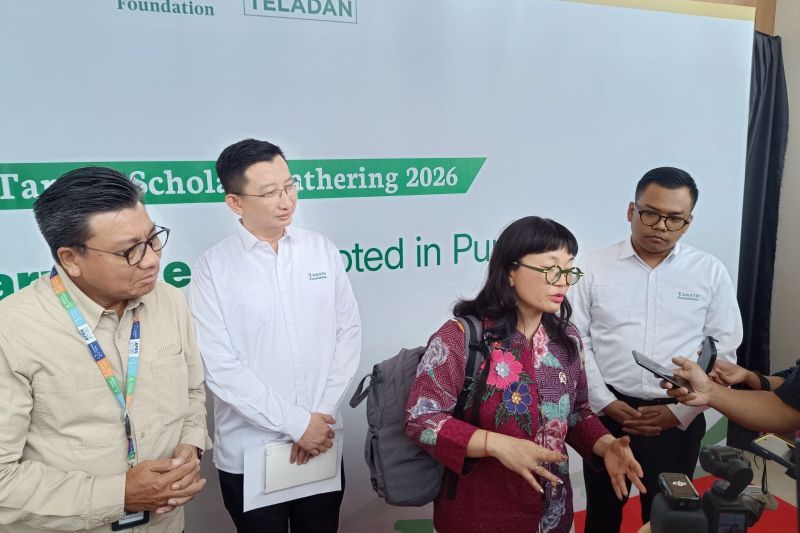 Lenterapos 22 Wamen Stella Bocorkan Resep Kampus Hebat