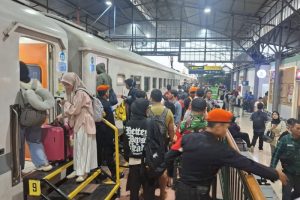 Lenterapos 26 KAI Semarang Puncaki Rekor Penumpang Ini Alasannya