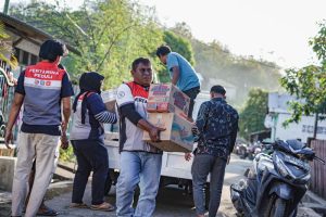 Aksi Nyata Pertamina Bantu Korban Gempa NTT
