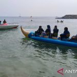 Bikin Melongo Sekolah Ini Ubah Pantai Jadi Kelas Unggulan