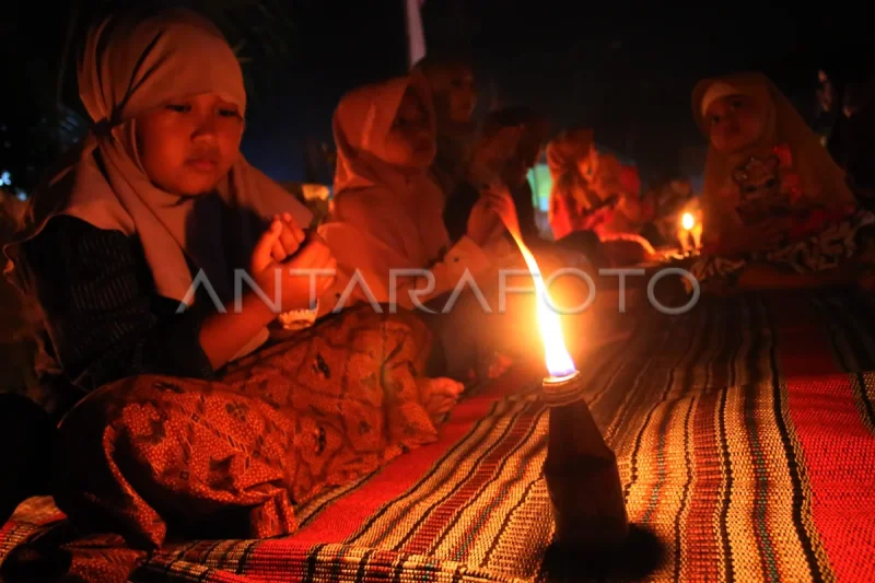 Merah Putih Menyapa Duka Bangsa Makna Tirakatan Sejati