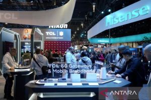 Lenterapos 6 Hisense A10: Layar E-Ink & Warna, Revolusi Gadget?