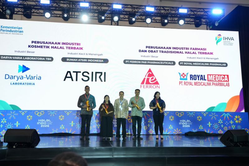 Dexa Group Sabet Penghargaan Industri Halal