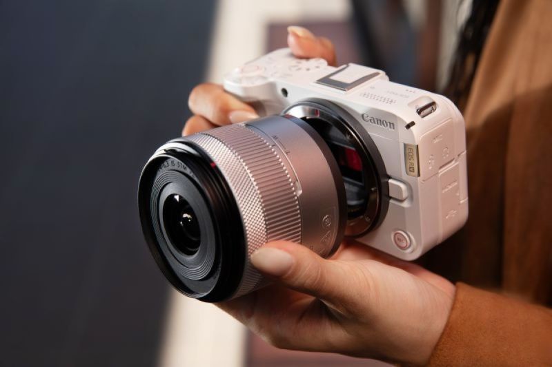 Jelajahi Dunia Fotografi dengan Mirrorless Ini 1 Jelajahi Dunia Fotografi dengan Mirrorless Ini