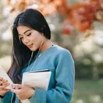 Gen Z Tinggalkan TWS Kembali ke Kabel Ini Sebabnya